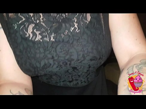 ❤️ Slutty Stéifschwëster gëtt him e blowjob a Spuenesch Sexvideo op lb.sexygirlspics.ru ❤