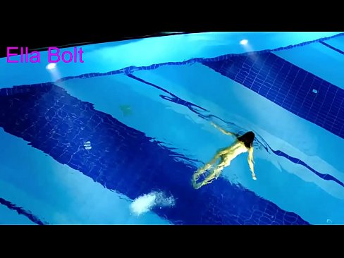 ❤️ Ech kann net ophalen ze kucken, jonk Blond gefaange schwammen plakeg am ELLA BOLT Resort Pool Sexvideo op lb.sexygirlspics.ru ❤